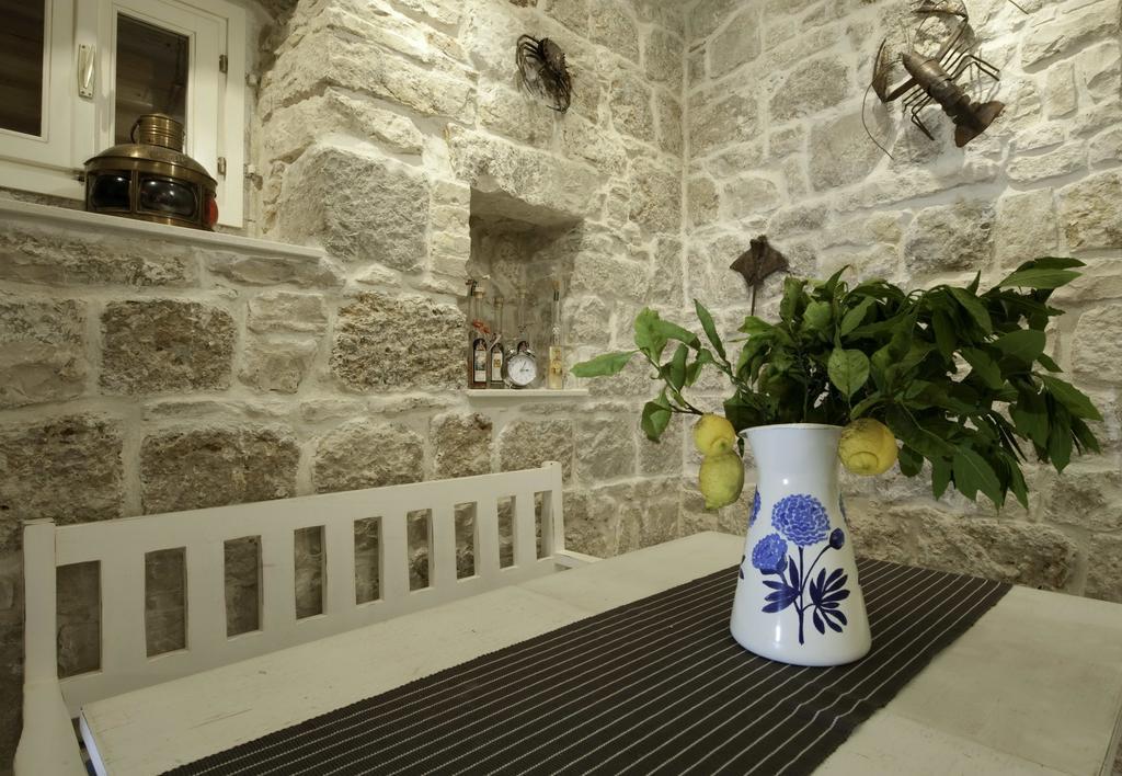 Apartment Whooart Komiža Εξωτερικό φωτογραφία