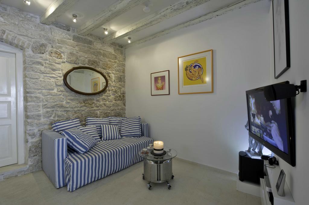 Apartment Whooart Komiža Εξωτερικό φωτογραφία